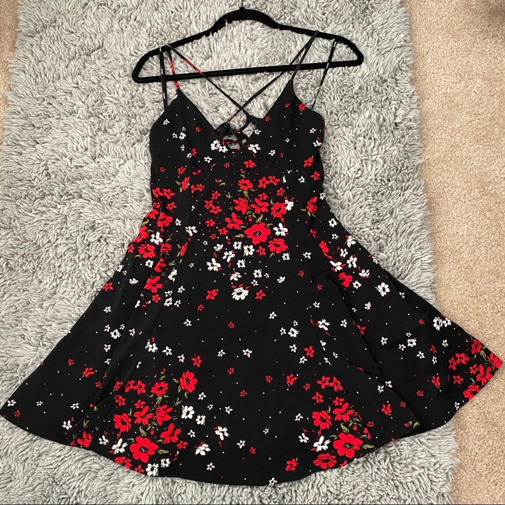 NWT Forever 21 Floral Dress
